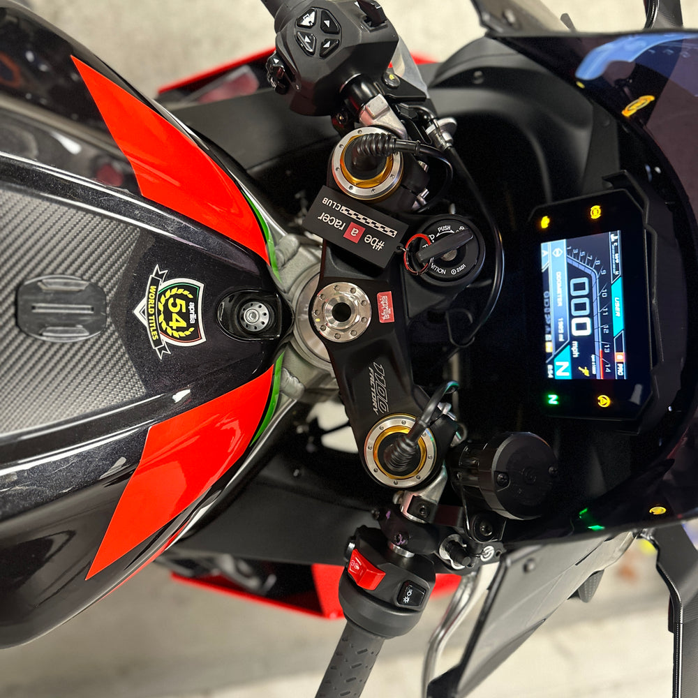 
                      
                        2022 APRILIA RSV4 1100 FACTORY
                      
                    