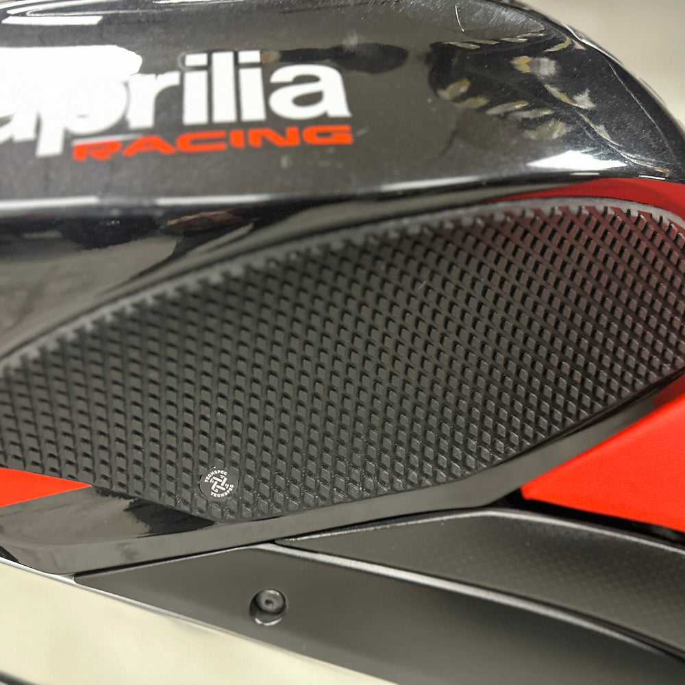 
                      
                        2022 APRILIA RSV4 1100 FACTORY
                      
                    