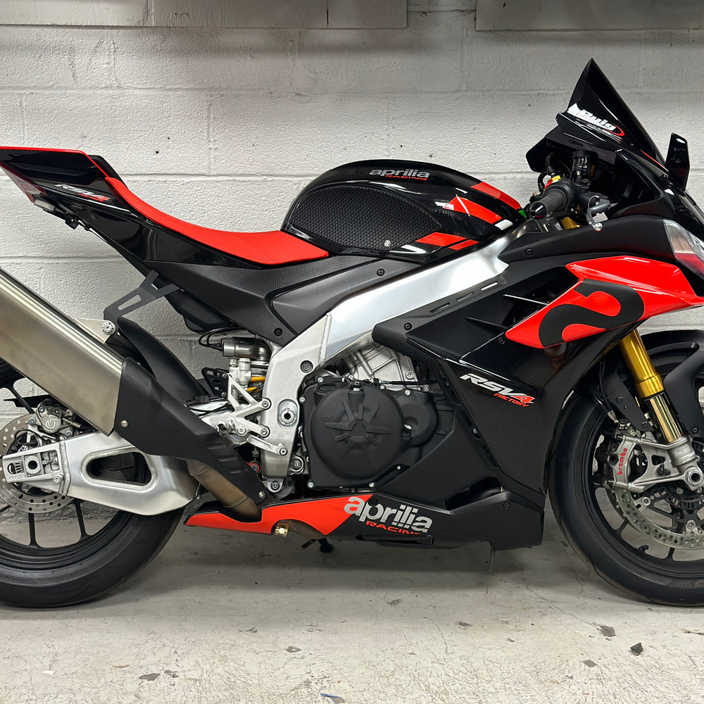 
                      
                        2022 APRILIA RSV4 1100 FACTORY
                      
                    