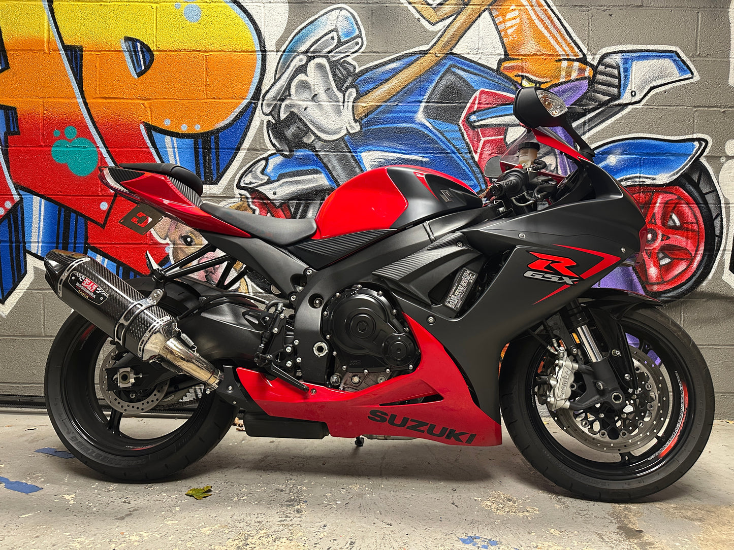 2016 SUZUKI GSXR 600 RED BLACK YOSHIMURA