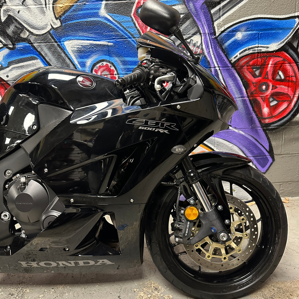 
                      
                        2015 HONDA CBR 600RR
                      
                    