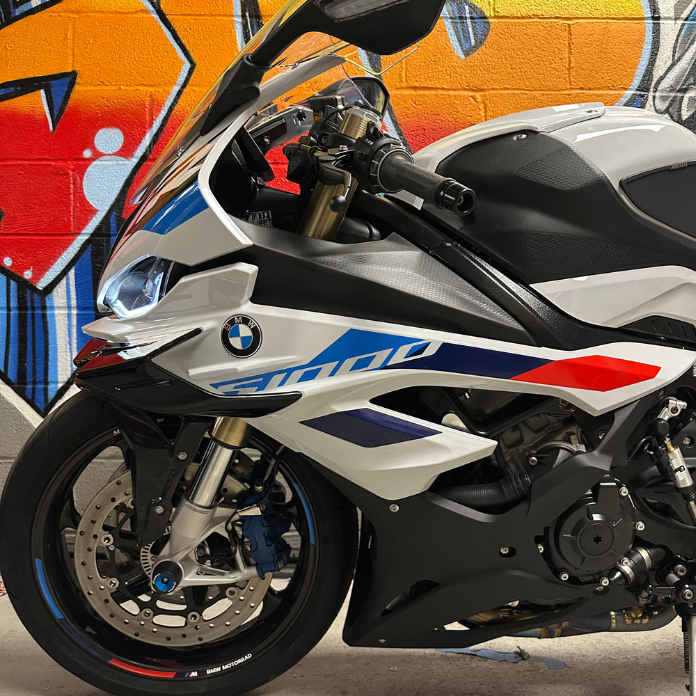 
                      
                        2023 BMW S1000RR M PACKAGE CARBON WHEELS
                      
                    