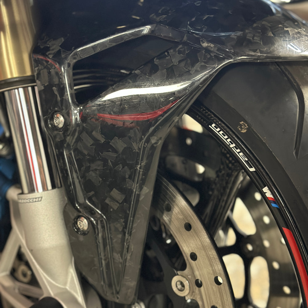 
                      
                        2023 BMW S1000RR M PACKAGE CARBON WHEELS
                      
                    