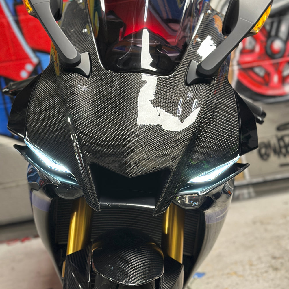 
                      
                        2023 YAMAHA R1M CARBON AKRAPOVIC
                      
                    