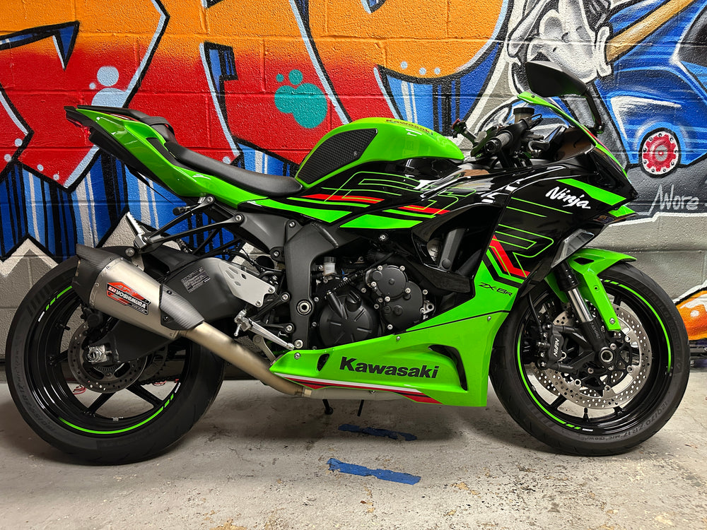 2024 Kawasaki Ninja ZX6R KRT Yoshimura AT2