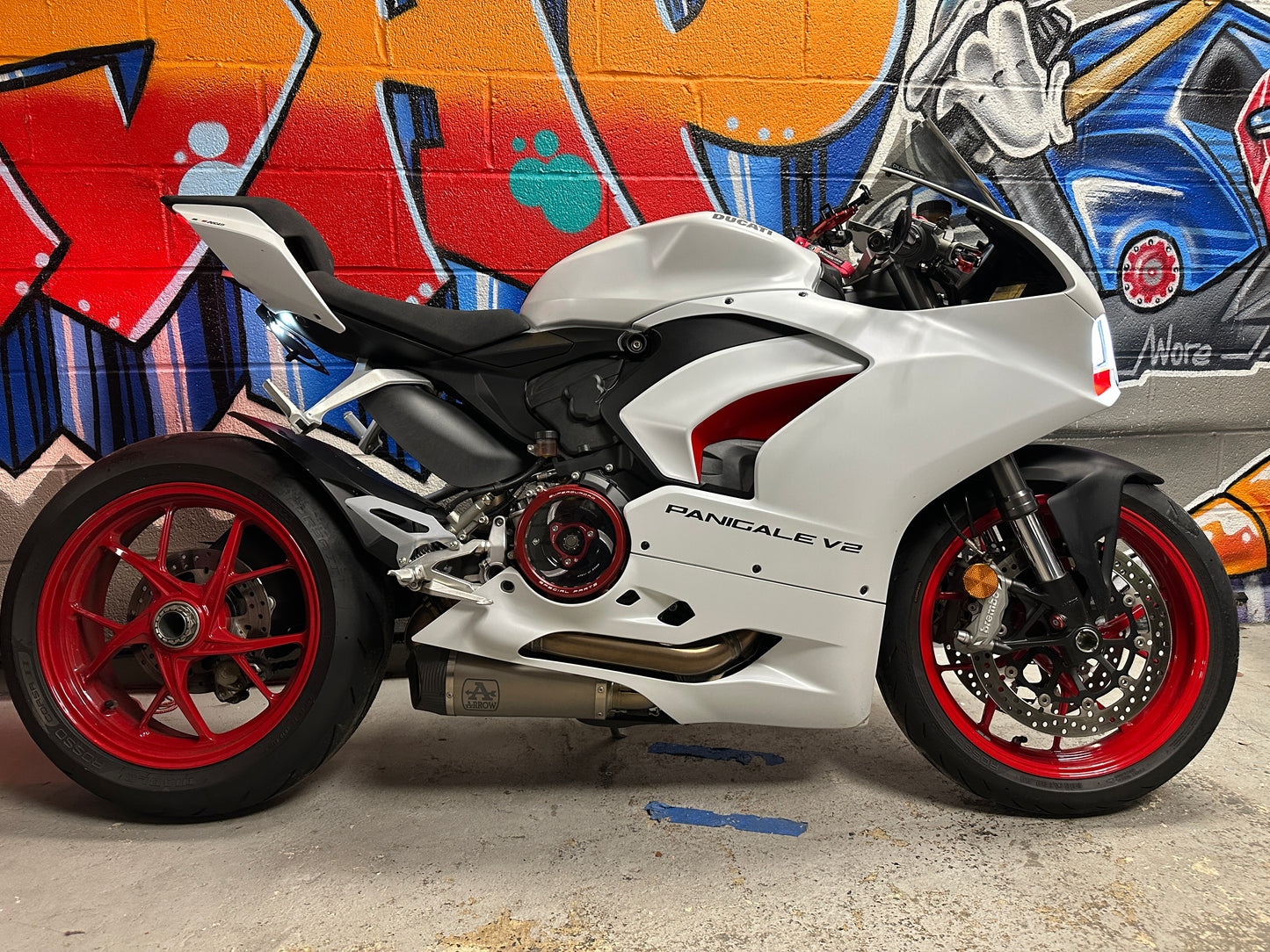 2021 DUCATI PANIGALE V2 WHITE Riosso