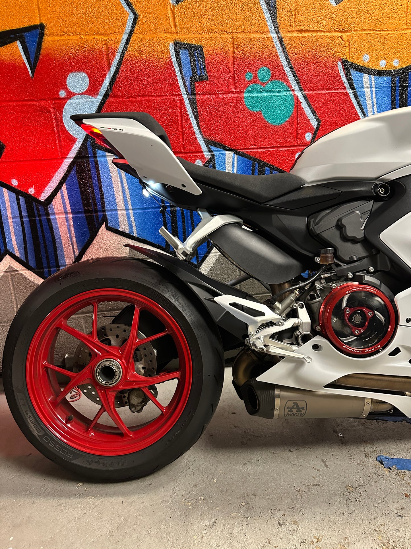 2021 DUCATI PANIGALE V2 WHITE Riosso