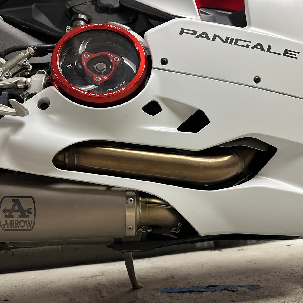 
                      
                        2021 DUCATI PANIGALE V2 WHITE Riosso
                      
                    