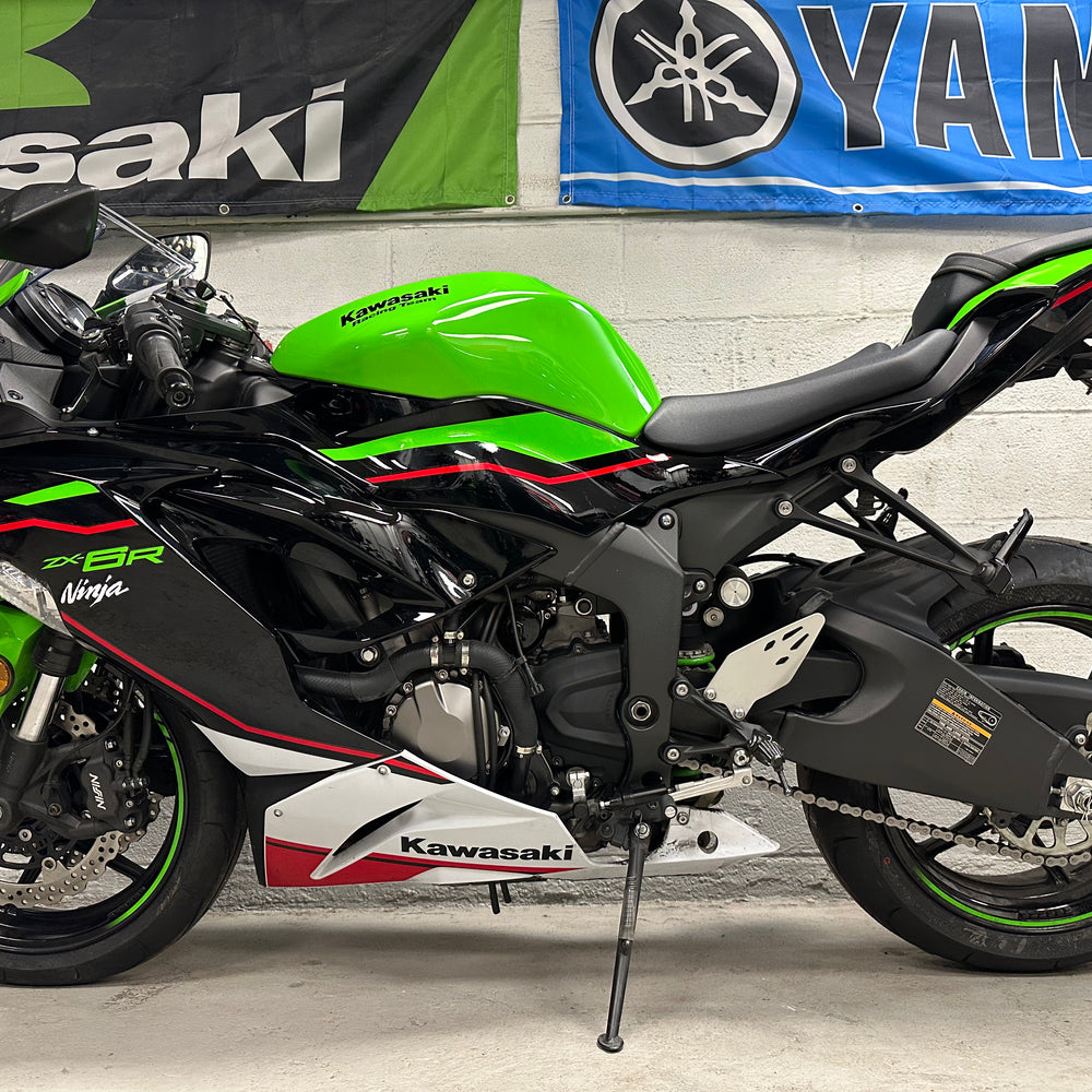 
                      
                        2021 Kawasaki Ninja ZX6R KRT ABS M4
                      
                    