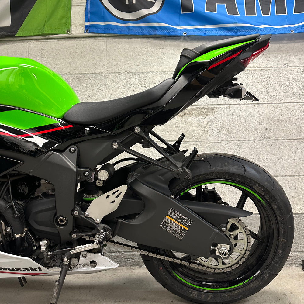 
                      
                        2021 Kawasaki Ninja ZX6R KRT ABS M4
                      
                    