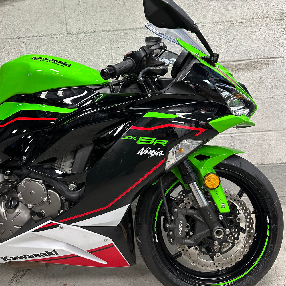 
                      
                        2021 Kawasaki Ninja ZX6R KRT ABS M4
                      
                    