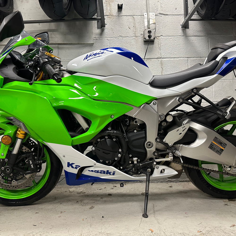 
                      
                        2024 Kawasaki Ninja ZX6R KRT ABS 40th Anniversary
                      
                    