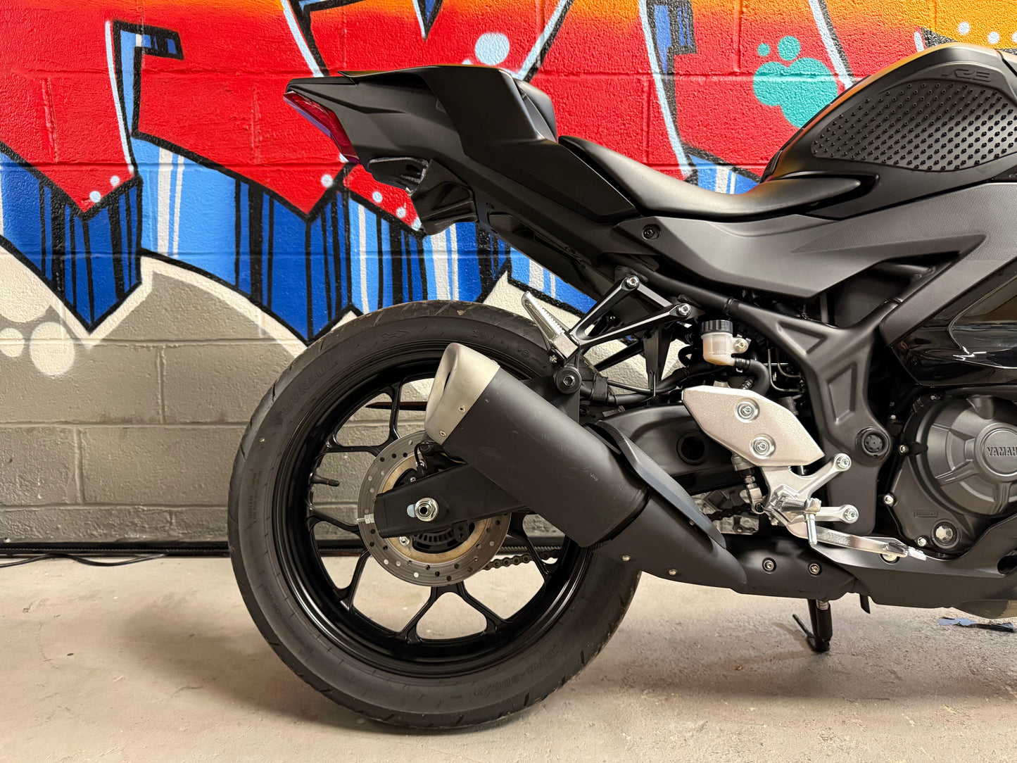 2025 Yamaha R3 in Matte Black