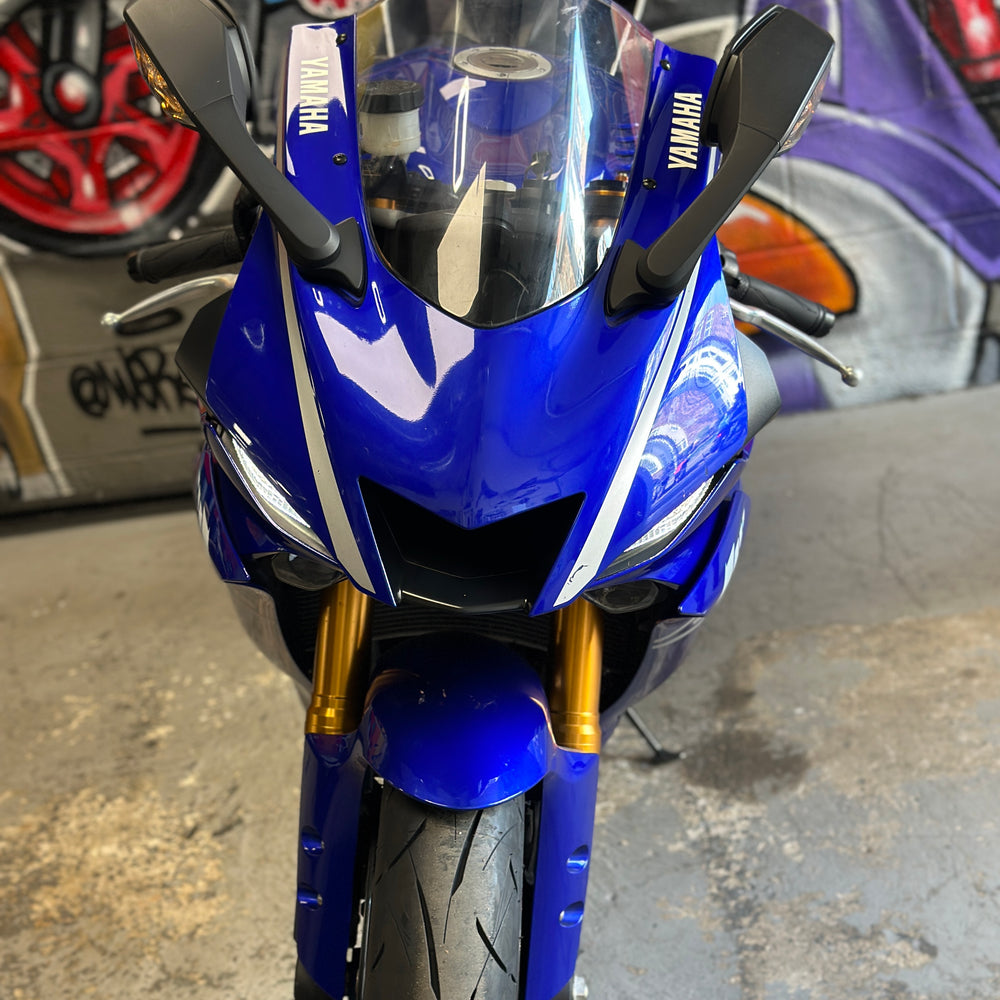 
                      
                        2017 YAMAHA YZF R6 Team Yamaha Blue
                      
                    