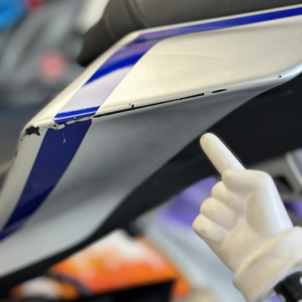 
                      
                        2017 YAMAHA YZF R6 Team Yamaha Blue
                      
                    
