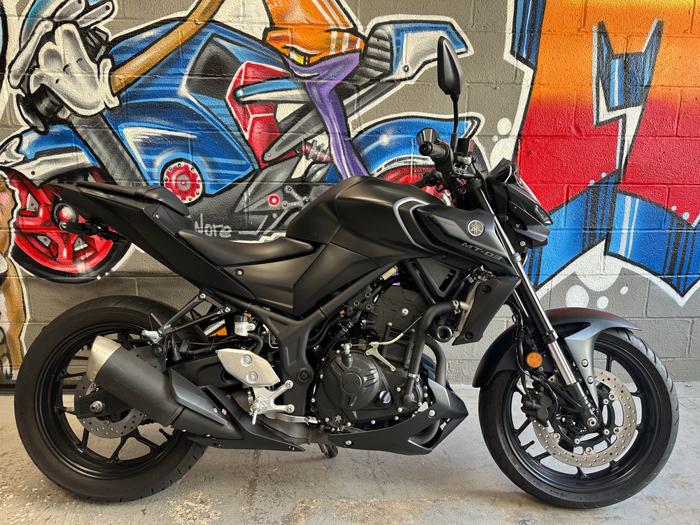 2024 YAMAHA MT03 BLACK