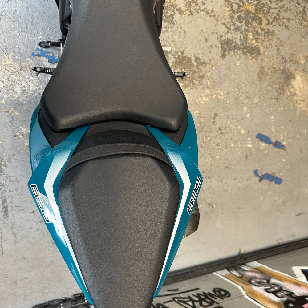 
                      
                        2021 KAWASAKI NINJA ZX6R BLUEBERRY AKRAPOVIC
                      
                    