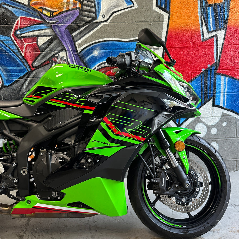 
                      
                        2024 KAWASAKI NINJA ZX4RR KRT
                      
                    