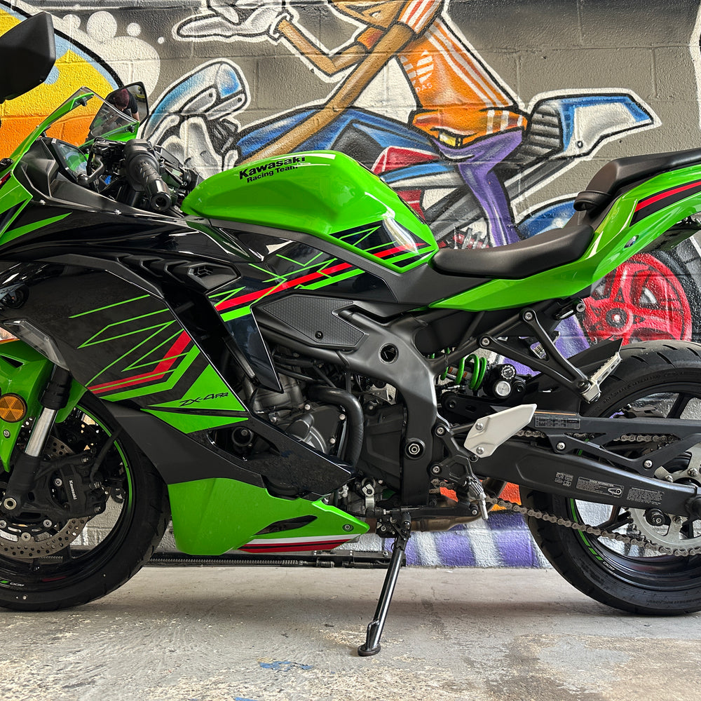 
                      
                        2024 KAWASAKI NINJA ZX4RR KRT
                      
                    