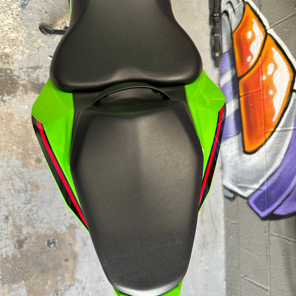 
                      
                        2024 KAWASAKI NINJA ZX4RR KRT
                      
                    