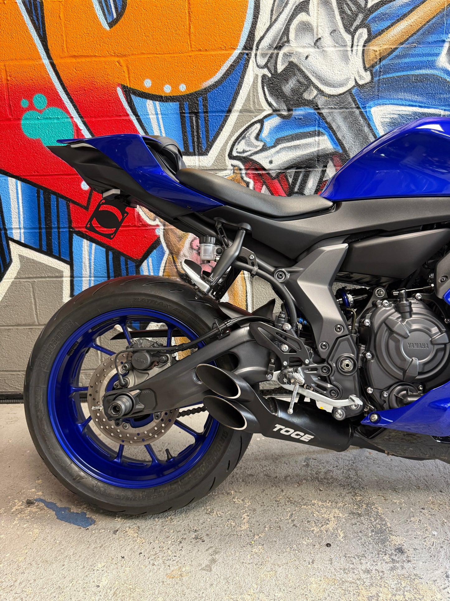 2025 YAMAHA R7 in Team Yamaha Blue TOCE