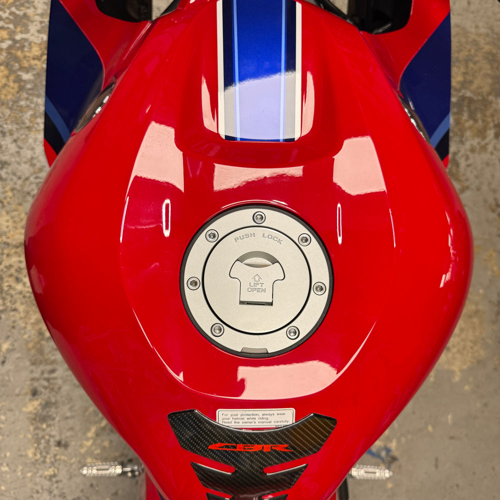 
                      
                        2021 HONDA CBR 600RR TRI COLOR
                      
                    
