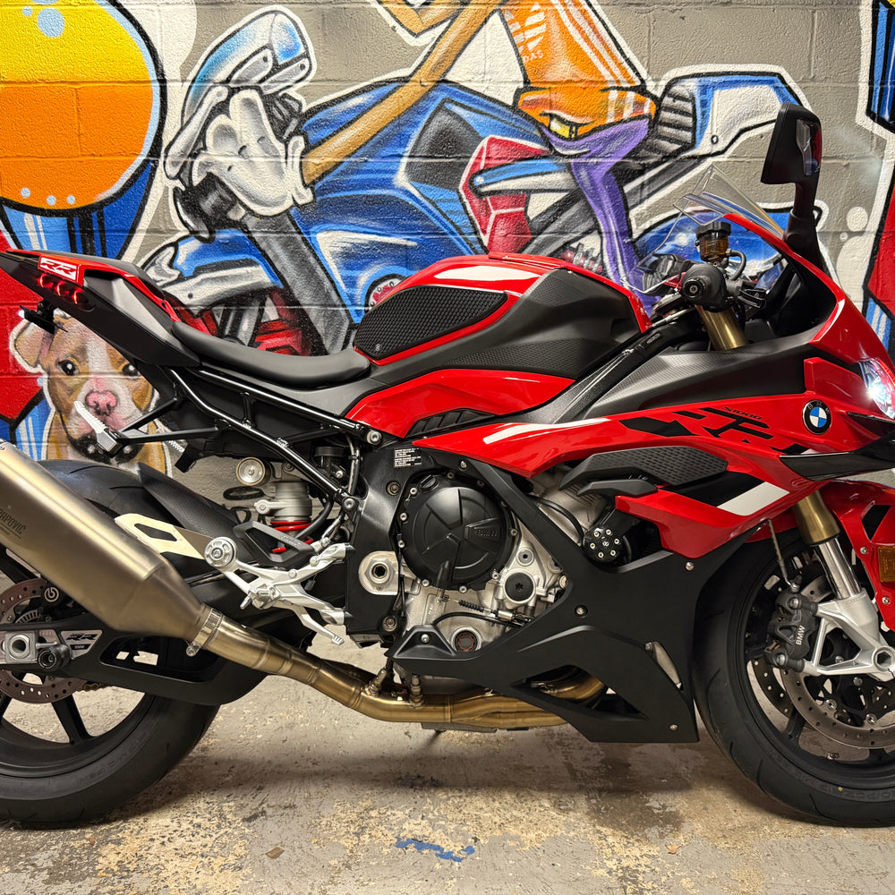 2024 BMW S1000RR RED AKRAPOVIC