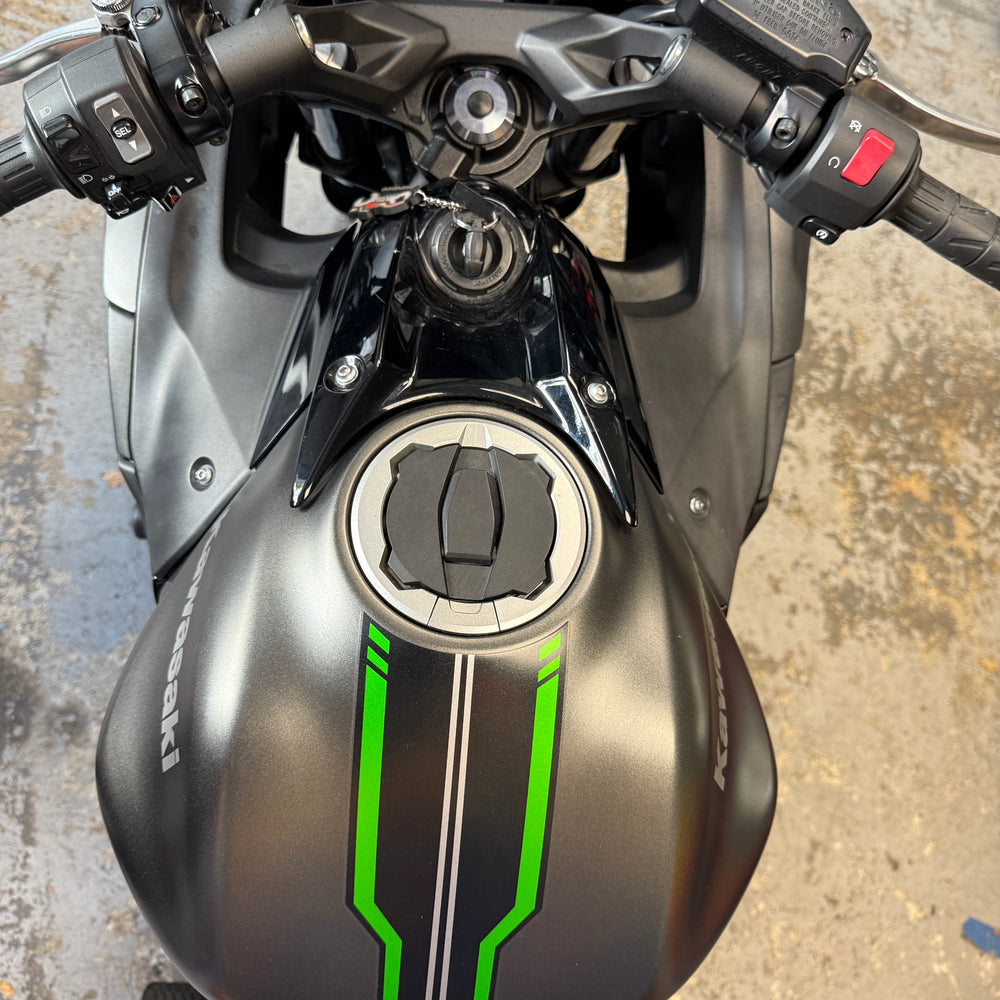 
                      
                        2024 KAWASAKI NINJA 650 NON ABS YOSHIMURA
                      
                    