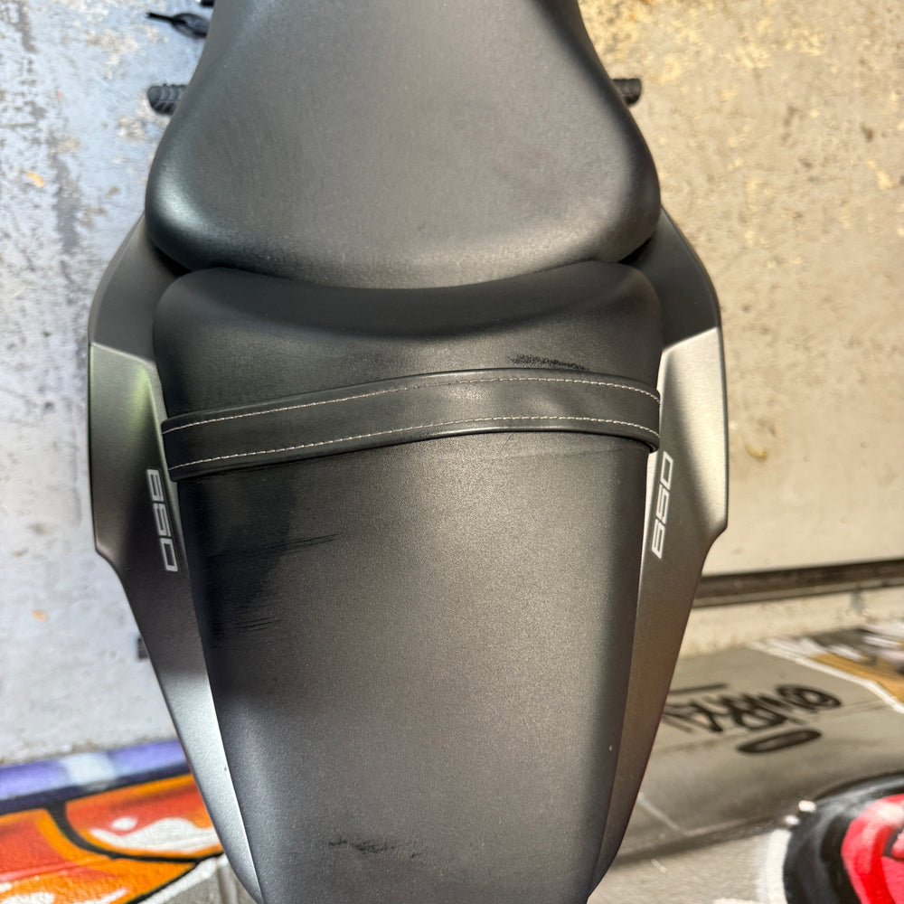 
                      
                        2024 KAWASAKI NINJA 650 NON ABS YOSHIMURA
                      
                    