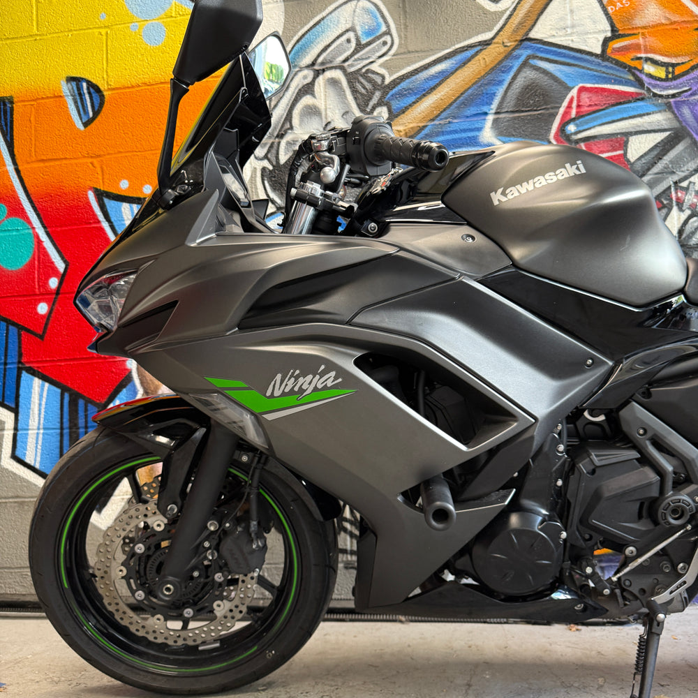 
                      
                        2024 KAWASAKI NINJA 650 NON ABS YOSHIMURA
                      
                    