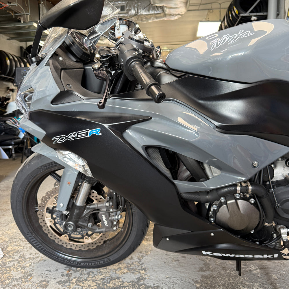 
                      
                        2019 Kawasaki Ninja ZX6R Nardo Grey
                      
                    