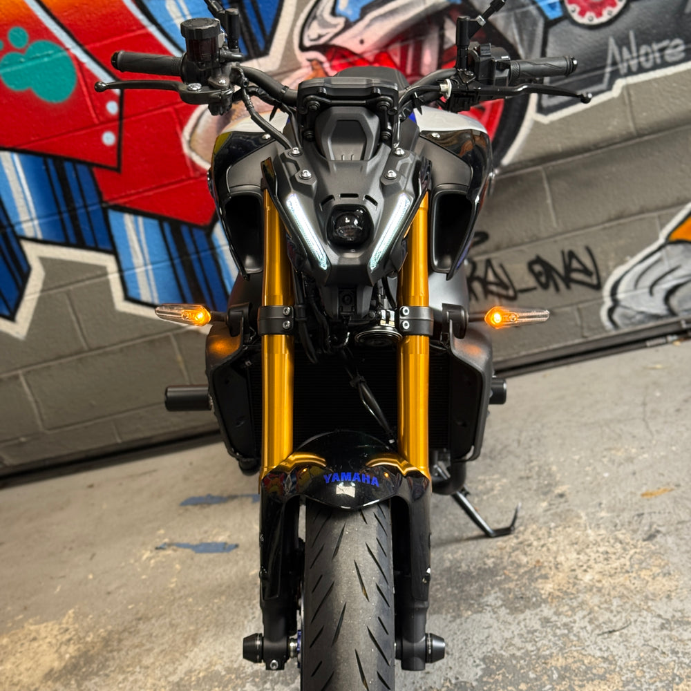 
                      
                        2022 YAMAHA MT09 SP Akrapovic
                      
                    