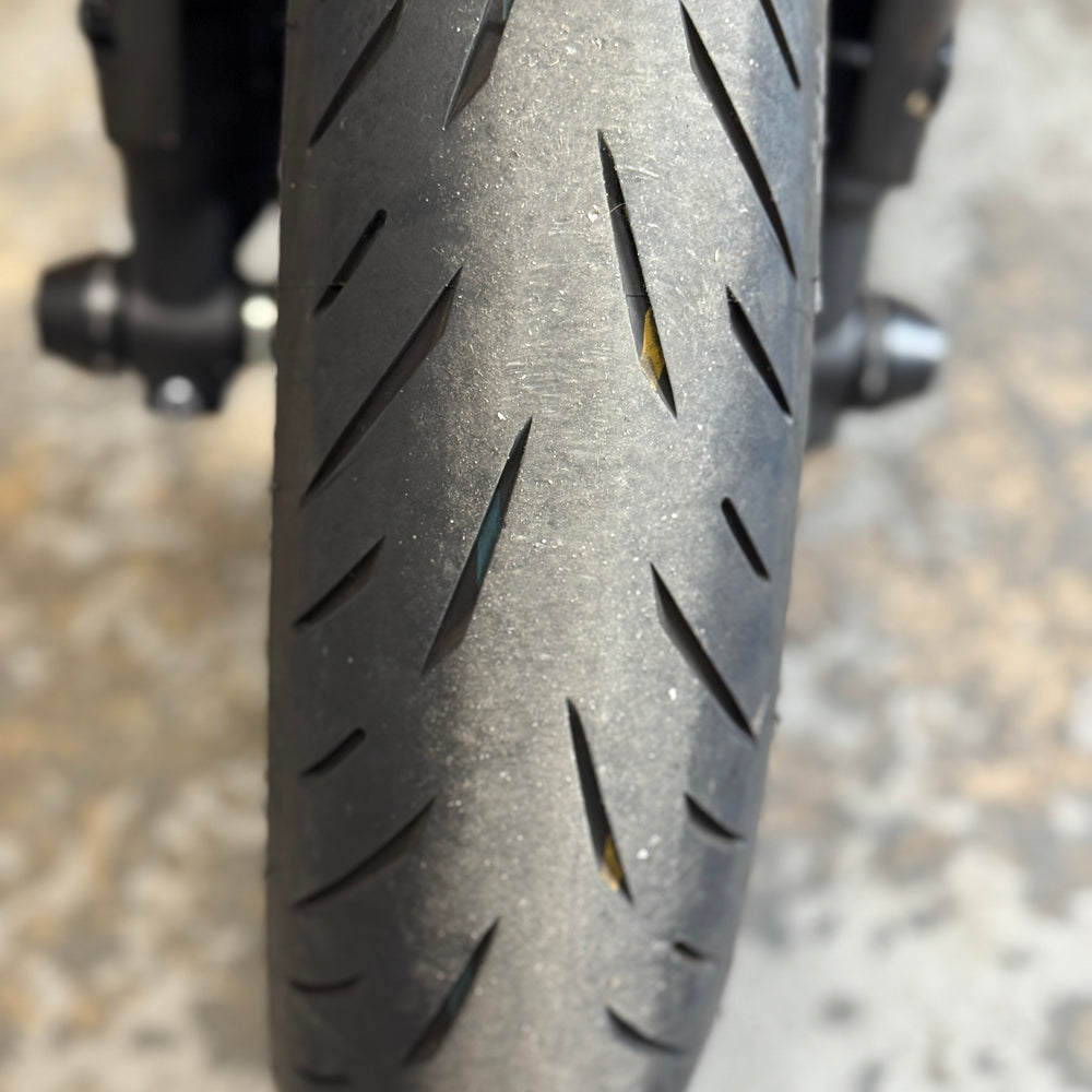 
                      
                        2022 YAMAHA MT09 SP Akrapovic
                      
                    