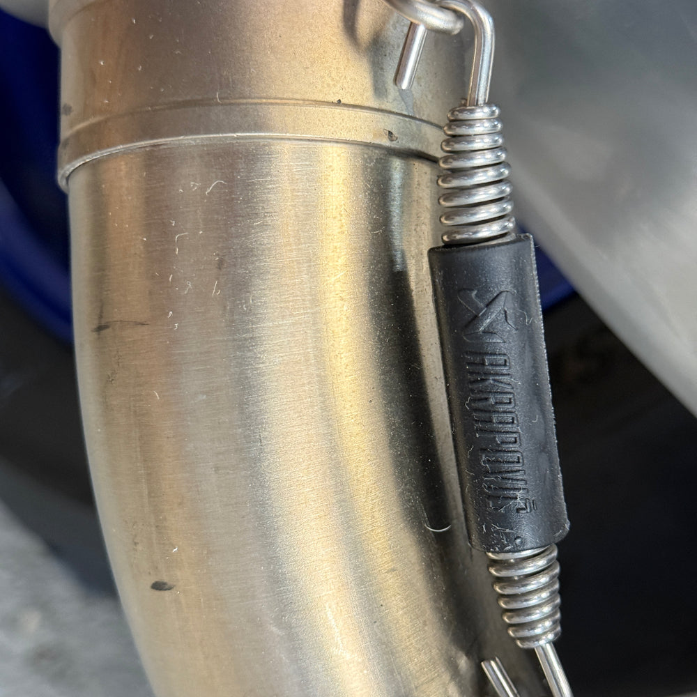
                      
                        2022 YAMAHA MT09 SP Akrapovic
                      
                    