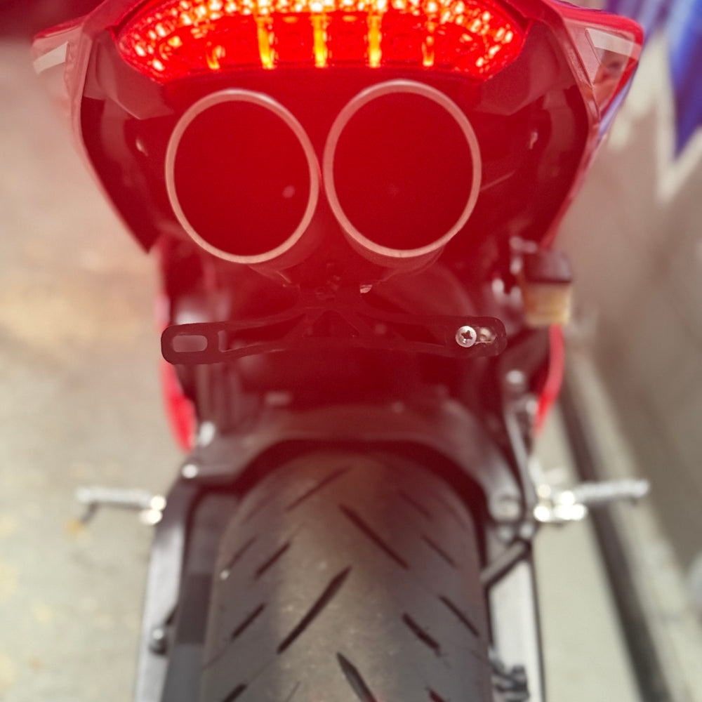 
                      
                        2018 HONDA CBR 600RR TOCE
                      
                    