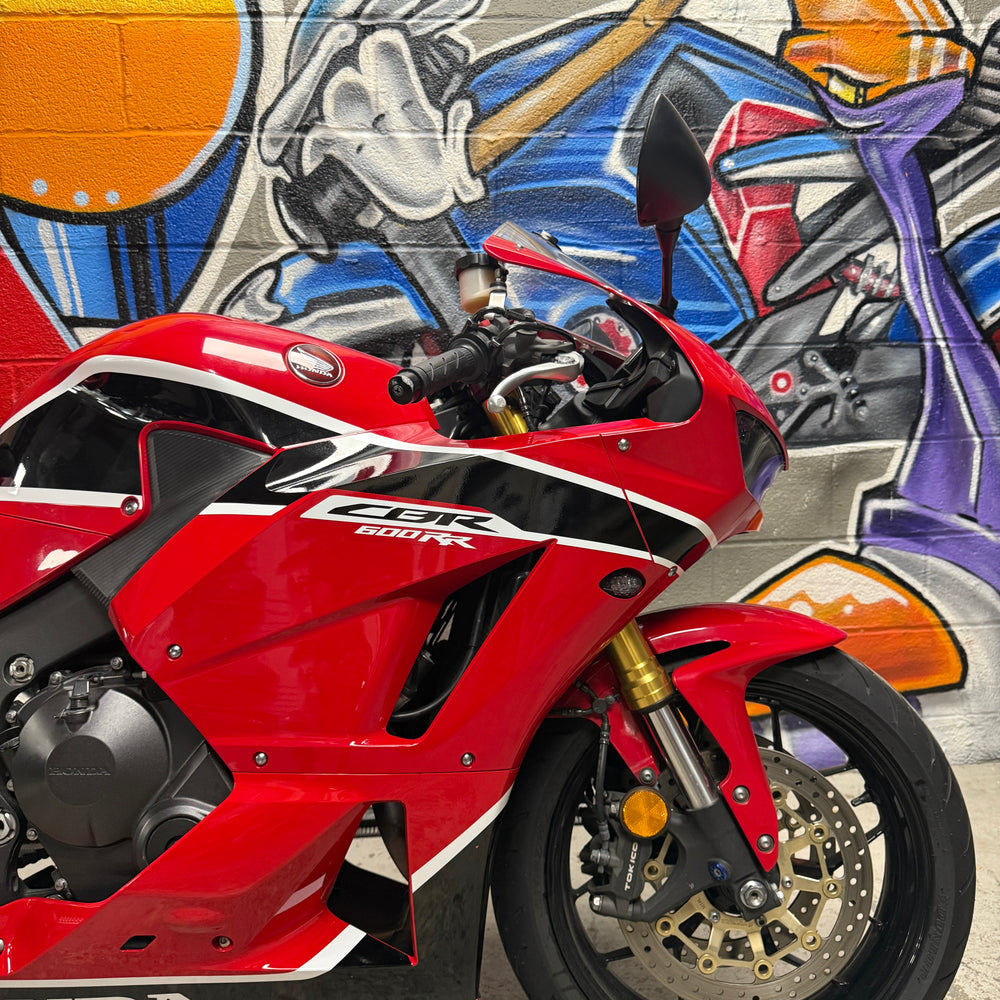 
                      
                        2018 HONDA CBR 600RR TOCE
                      
                    