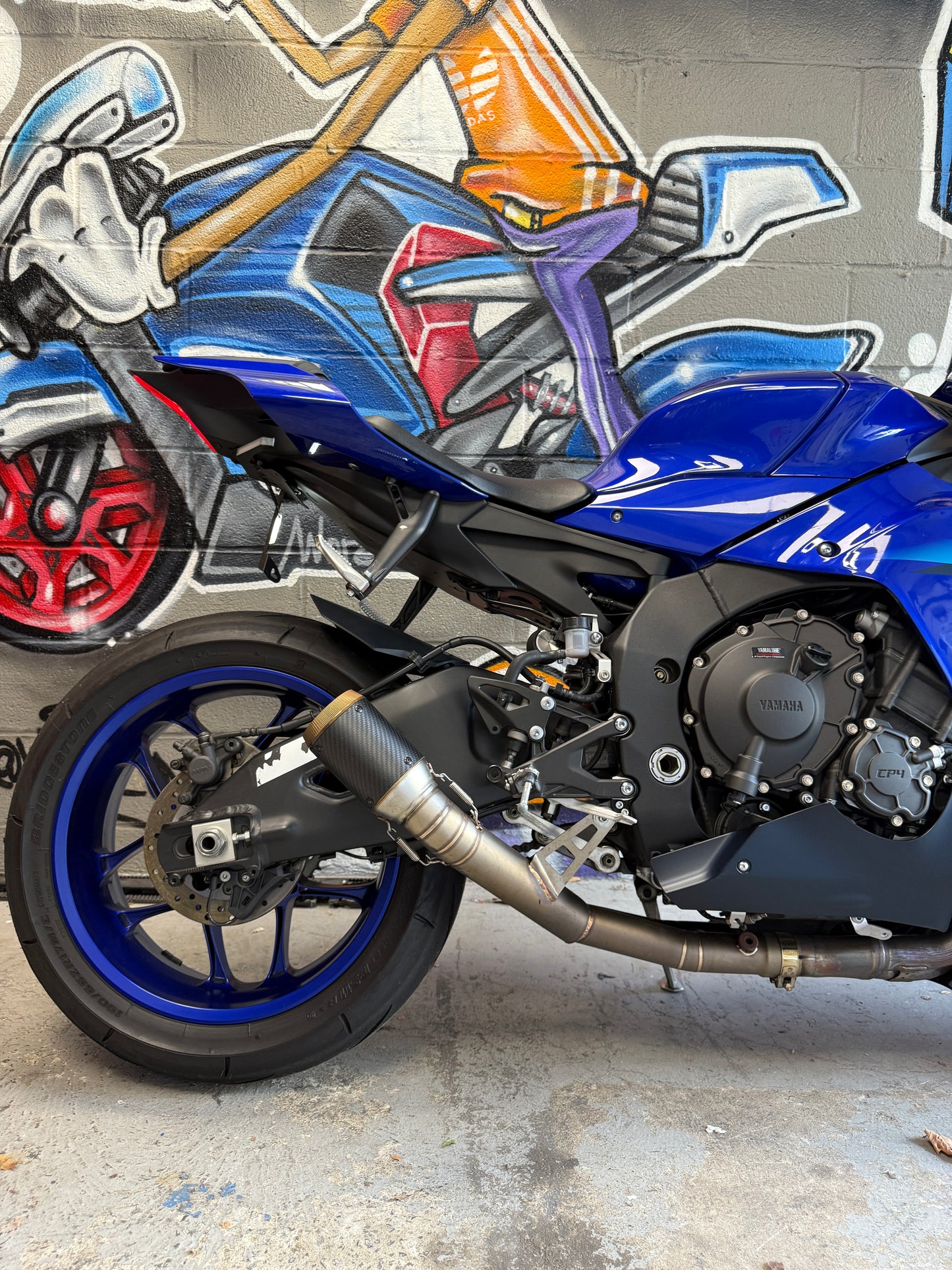 2024 Yamaha YZF R1 Yamaha Blue