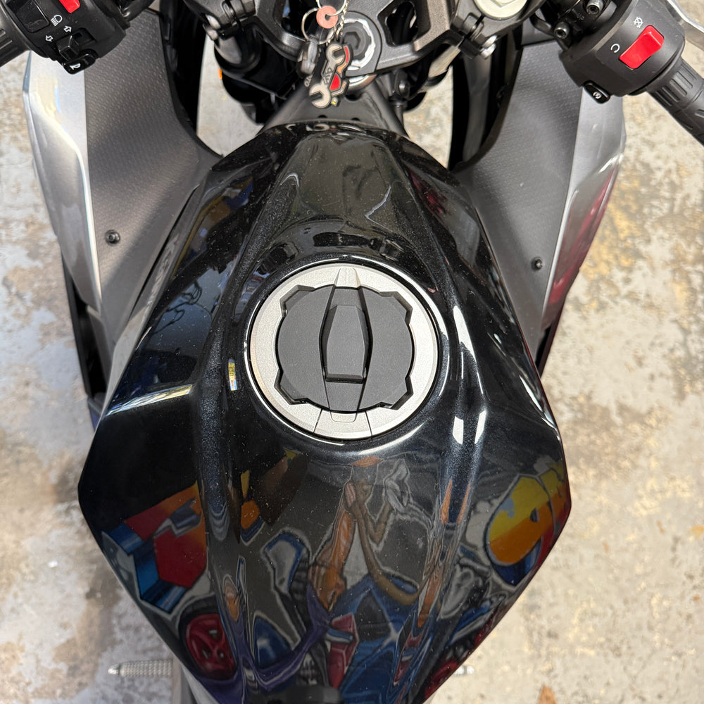 
                      
                        2025 Kawasaki Ninja 500 ABS
                      
                    