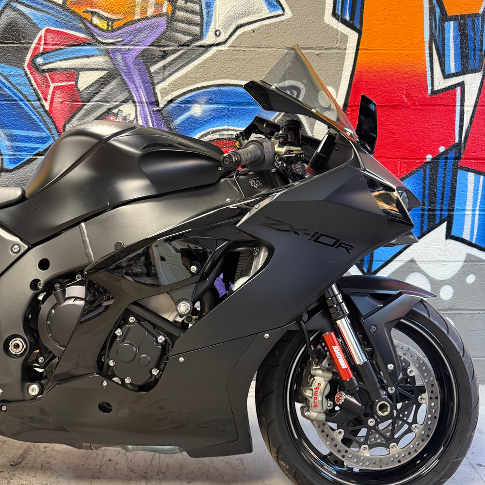 
                      
                        2024 Kawasaki Ninja ZX10R ABS M4
                      
                    
