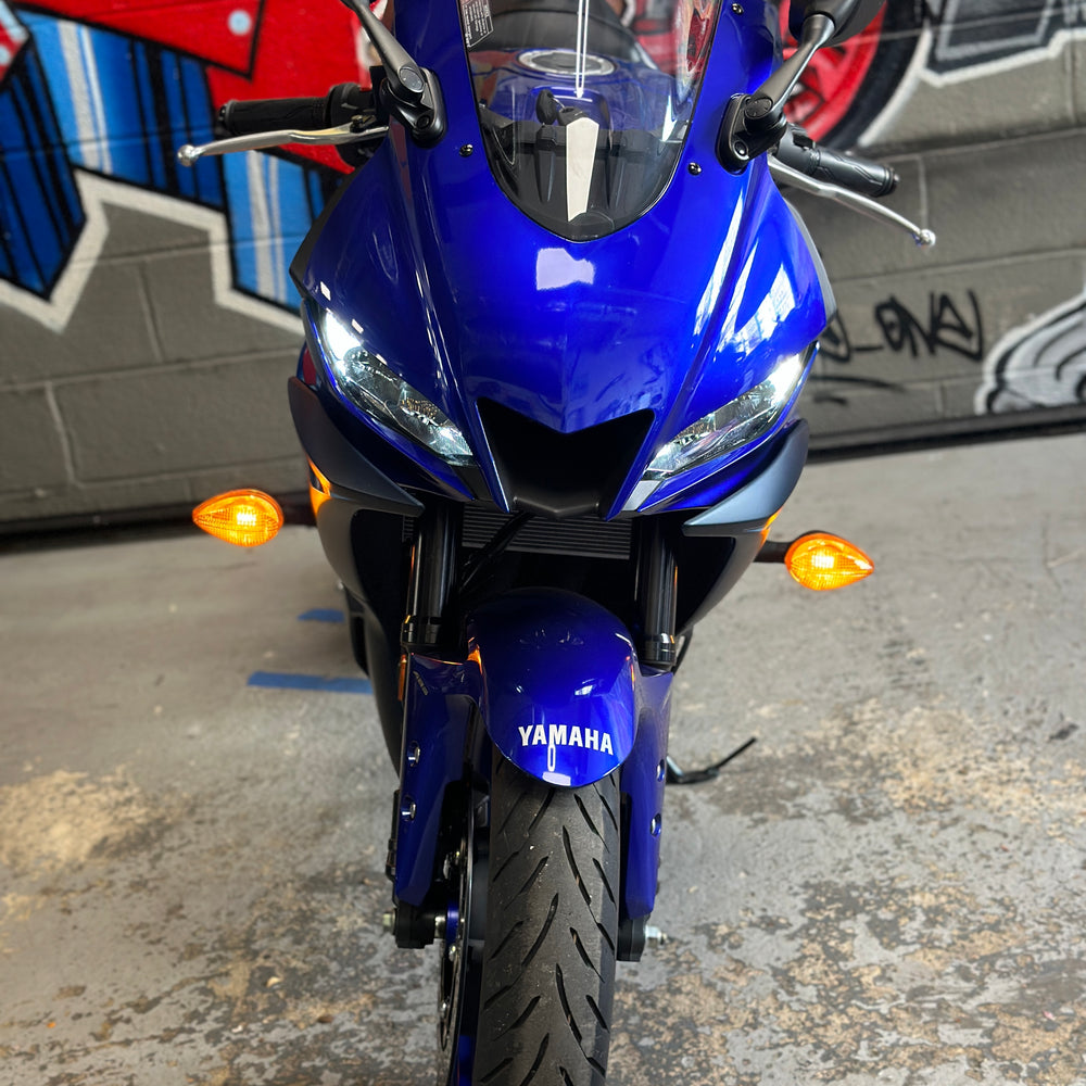 
                      
                        2024 YAMAHA YZFR3 w ABS Yamaha Blue
                      
                    