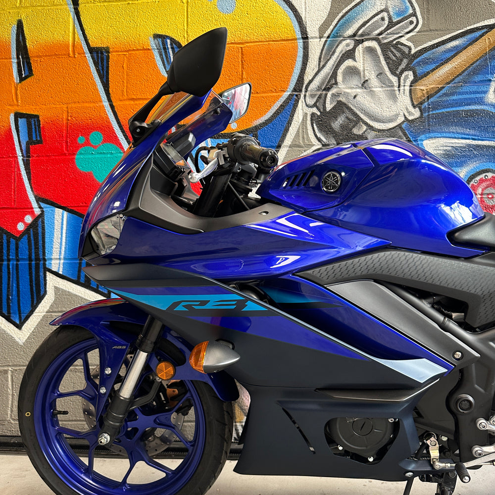 
                      
                        2024 YAMAHA YZFR3 w ABS Yamaha Blue
                      
                    