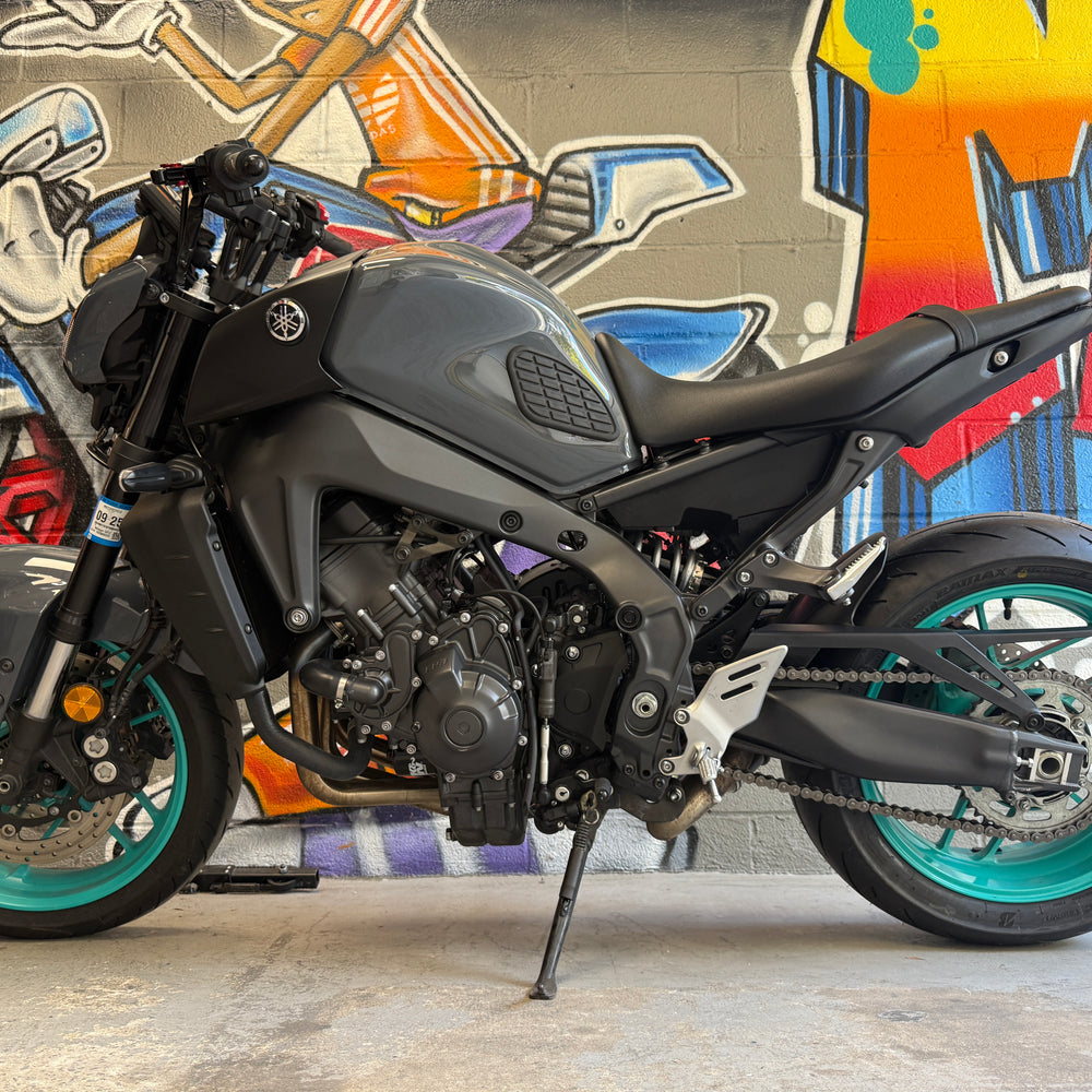 
                      
                        2023 Yamaha MT09 Black Widow
                      
                    