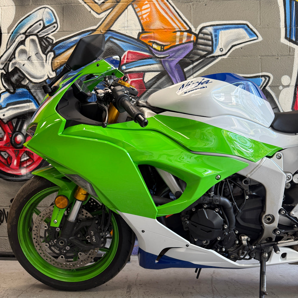 
                      
                        2024 Kawasaki Ninja ZX6R 40th Anniversary Ed
                      
                    
