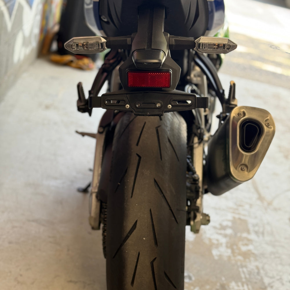 
                      
                        2024 Kawasaki Ninja ZX6R 40th Anniversary Ed
                      
                    