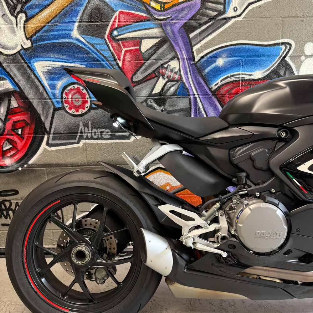 2024 DUCATI PANIGALE V2 Black on Black